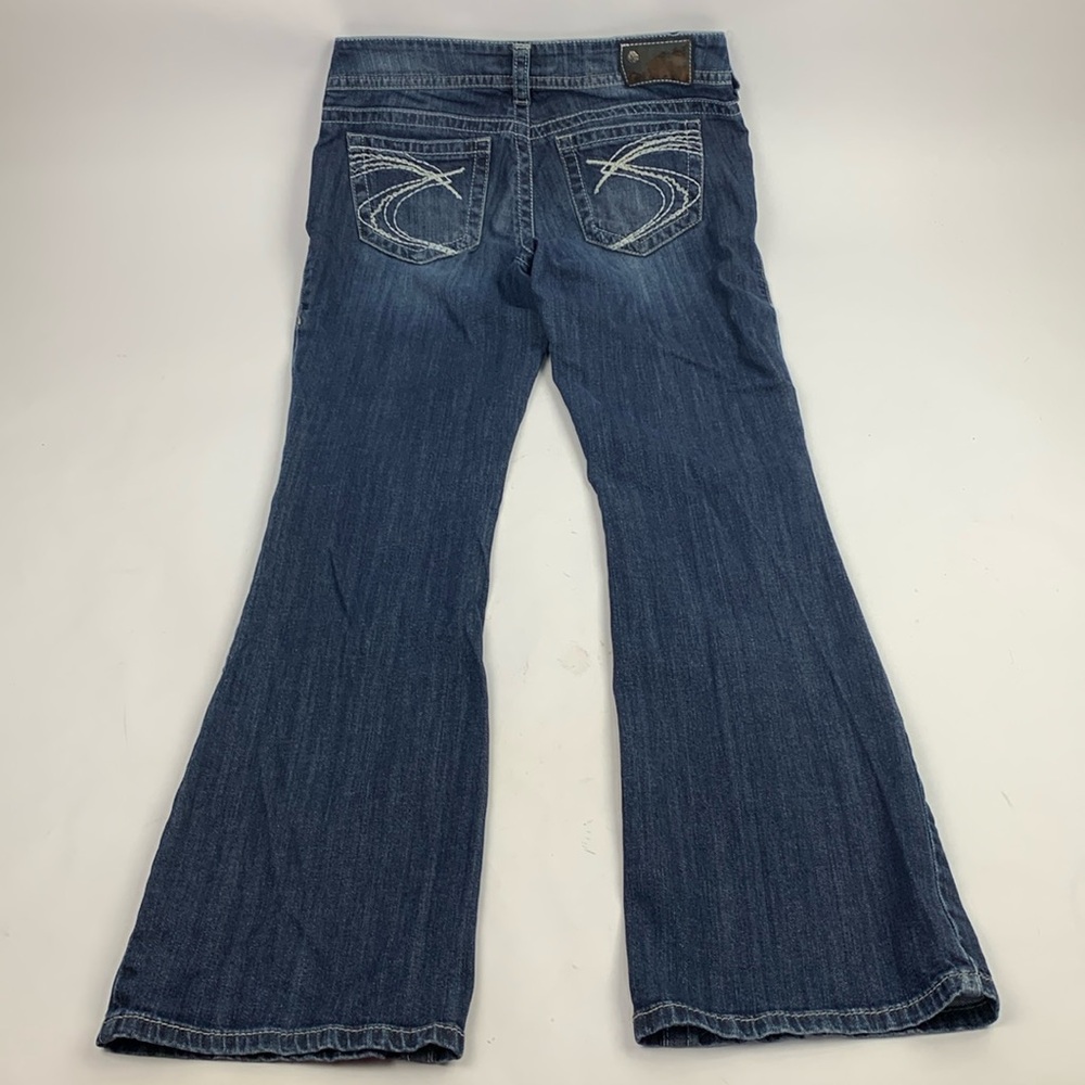 Silver Jeans Suki Bootcut Size 29 Medium wash denim with stretch